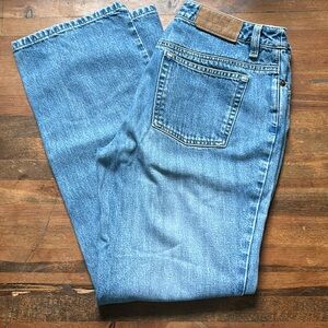 Petite Anne Taylor Straight Leg Lightwash Denim